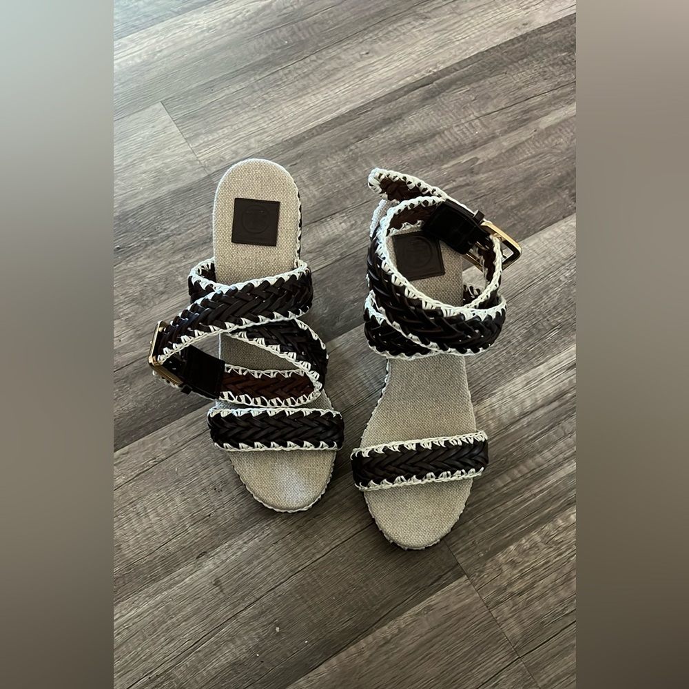 Stylish Black and White Women's Sandals